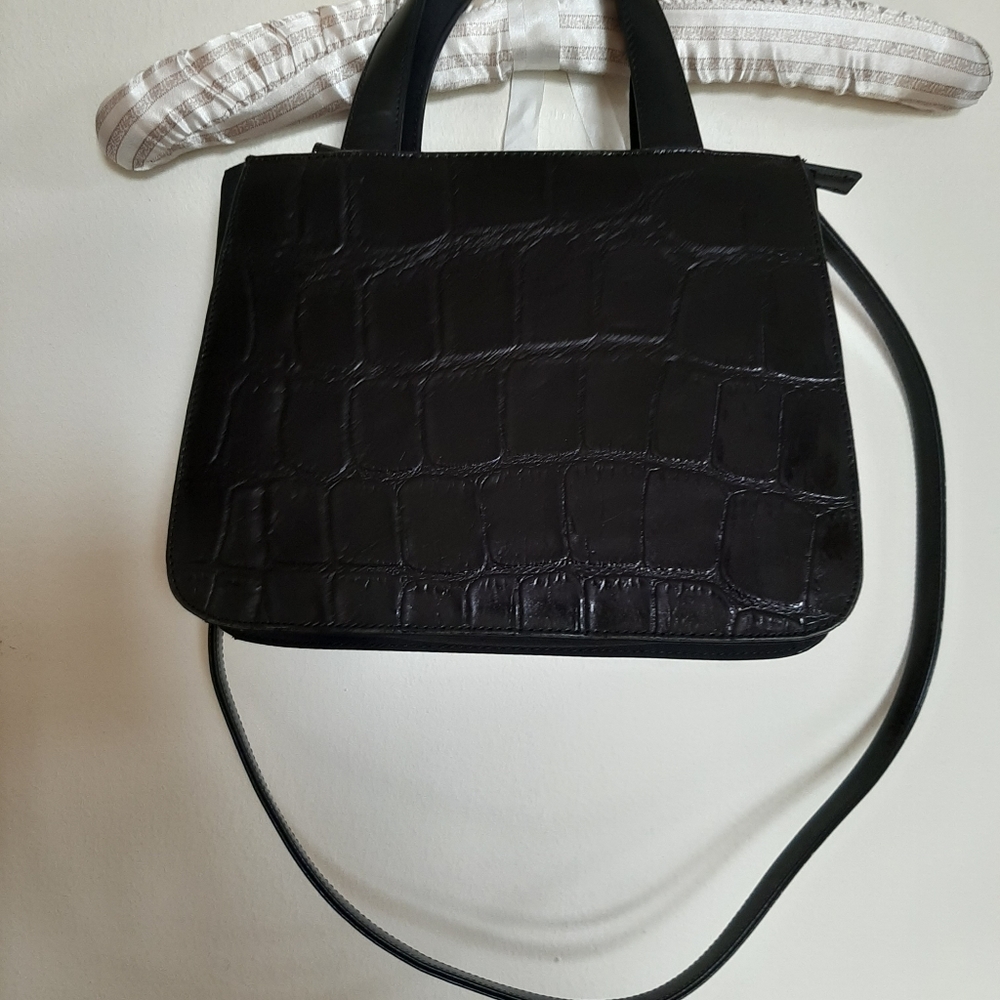 Jones New York Structured leather bag